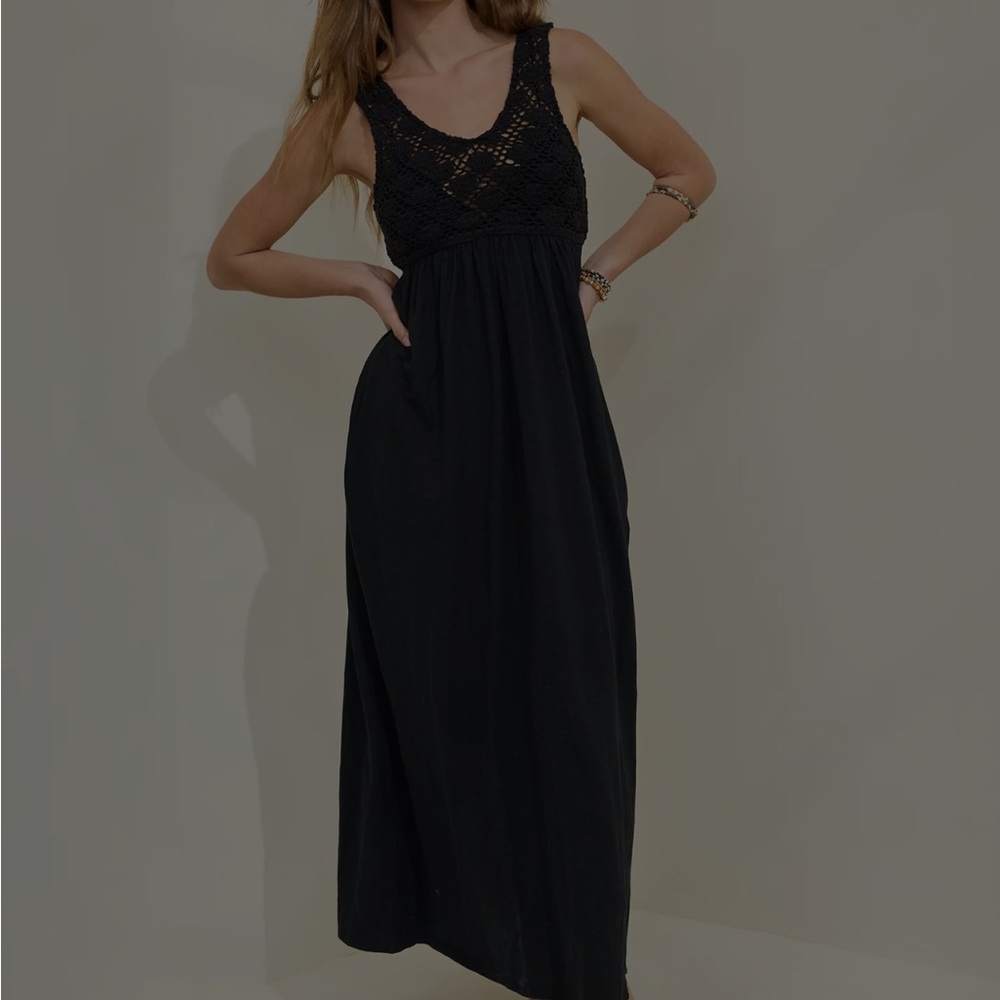 Elegant Black Sleeveless Maxi Dress